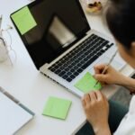 How to Create a Side Hustle Schedule That Works With Your 9-to-5